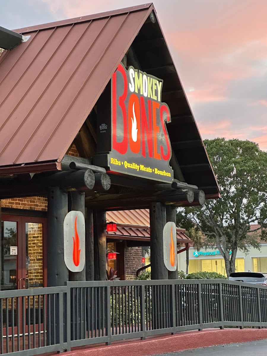 Smokey Bones Boca Raton